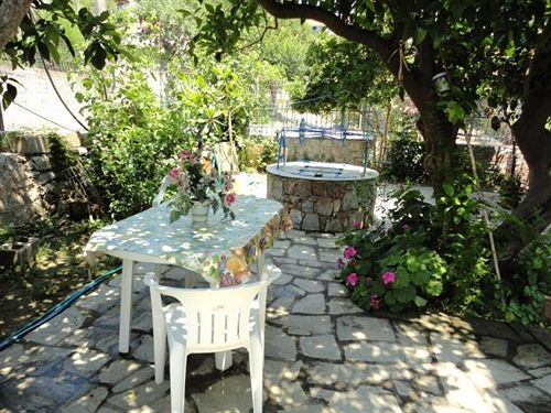 Smile Stella Studios Skopelos Town Exterior photo